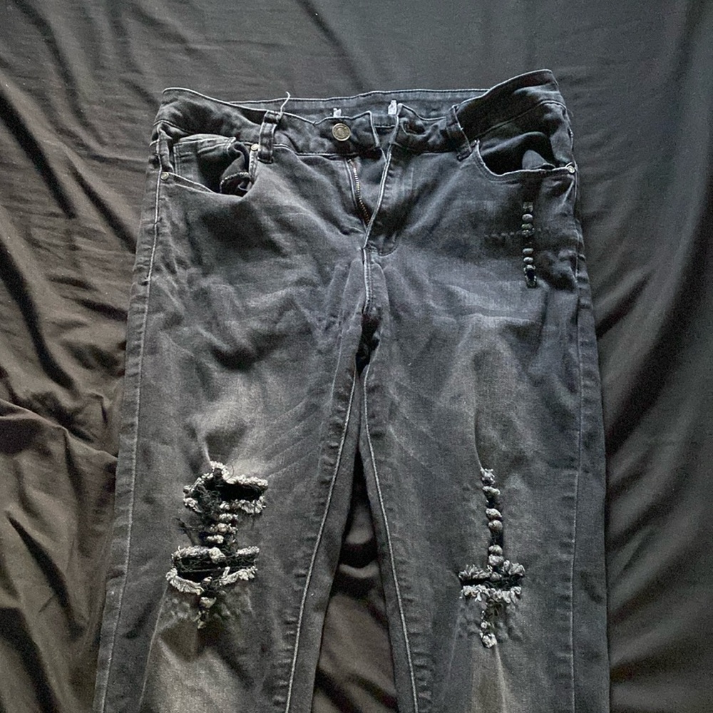 Black skinny jeans